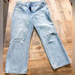 High rise lightwash straight ankle Jean from express